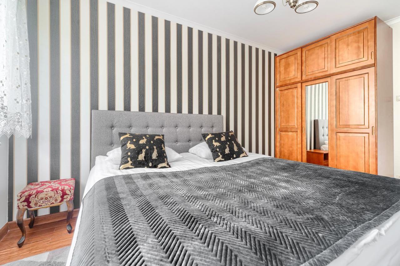 Apartamenty Bursztynowe Komnaty ダルウフコ エクステリア 写真