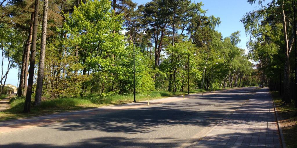 Apartamenty Bursztynowe Komnaty ダルウフコ エクステリア 写真