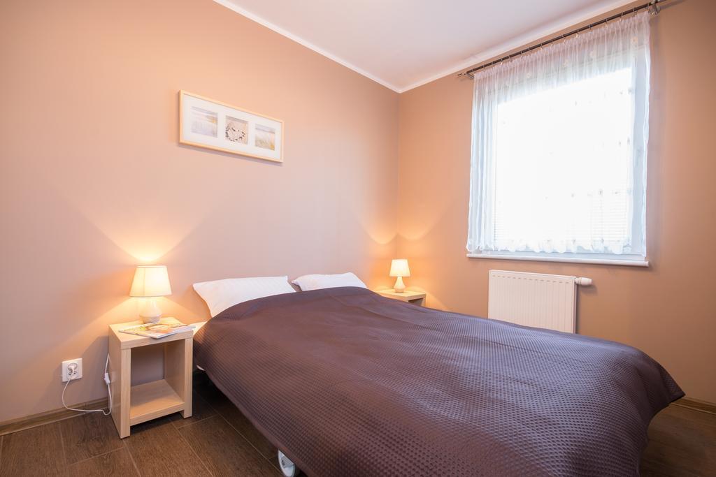 Apartamenty Bursztynowe Komnaty ダルウフコ エクステリア 写真