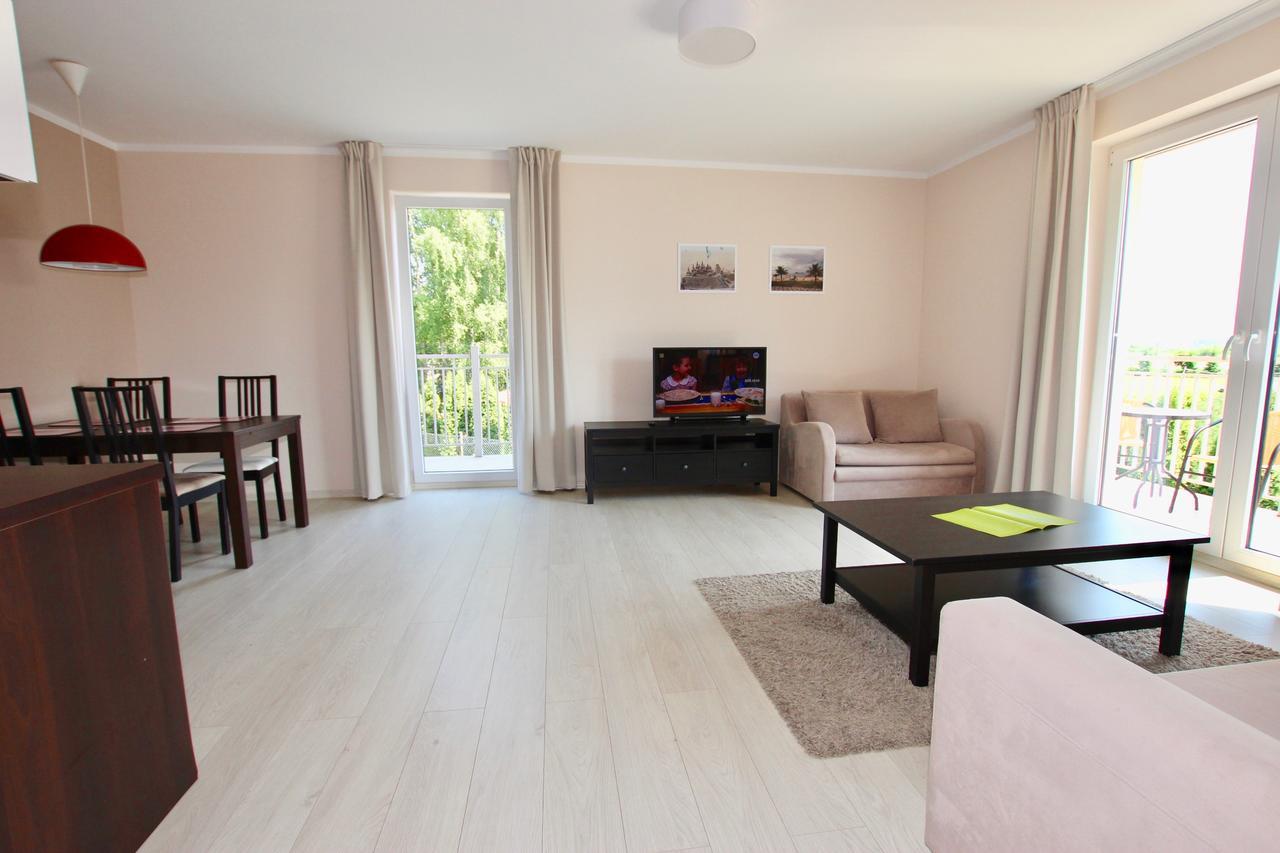 Apartamenty Bursztynowe Komnaty ダルウフコ エクステリア 写真